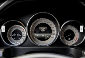 Mercedes-Benz E 500 4MATIC* AMG* PACK* HARMON* KARDON* ОБДУХВАНЕ* ПАНО - 31400 лв. / 16054.57 € - 49837221 11