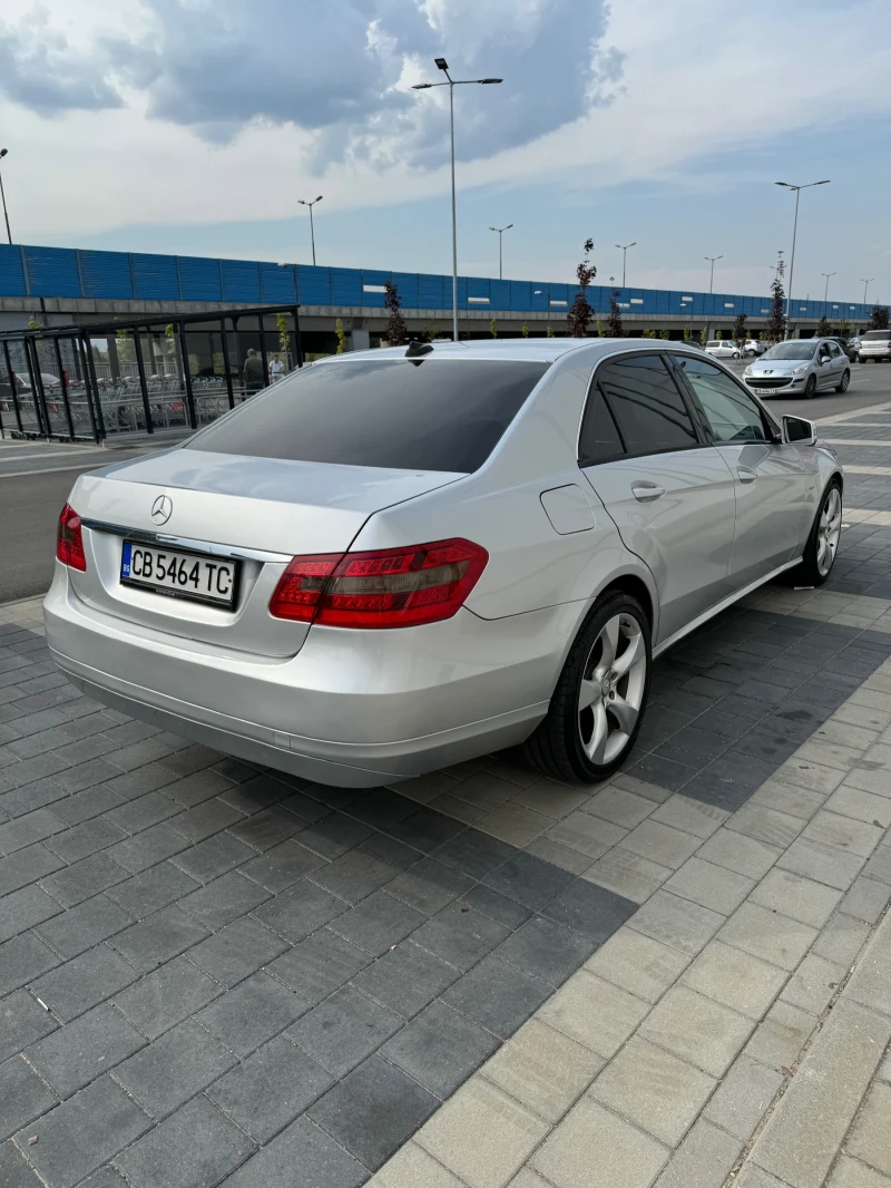 Mercedes-Benz E 220 Може и бартер , снимка 7 - Автомобили и джипове - 46971857