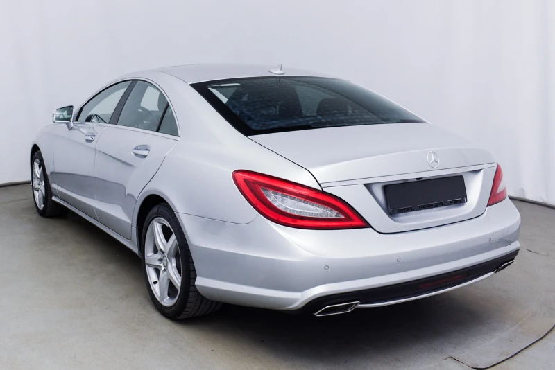 Mercedes-Benz CLS 500 AMG, KEYLESS, FULL, снимка 5 - Автомобили и джипове - 48397358