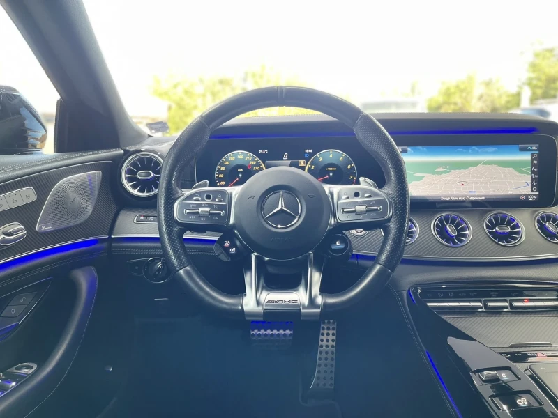 Mercedes-Benz AMG GT 63/4Matic/Burmester/360* Camera/НАЛИЧЕН!, снимка 8 - Автомобили и джипове - 47896670