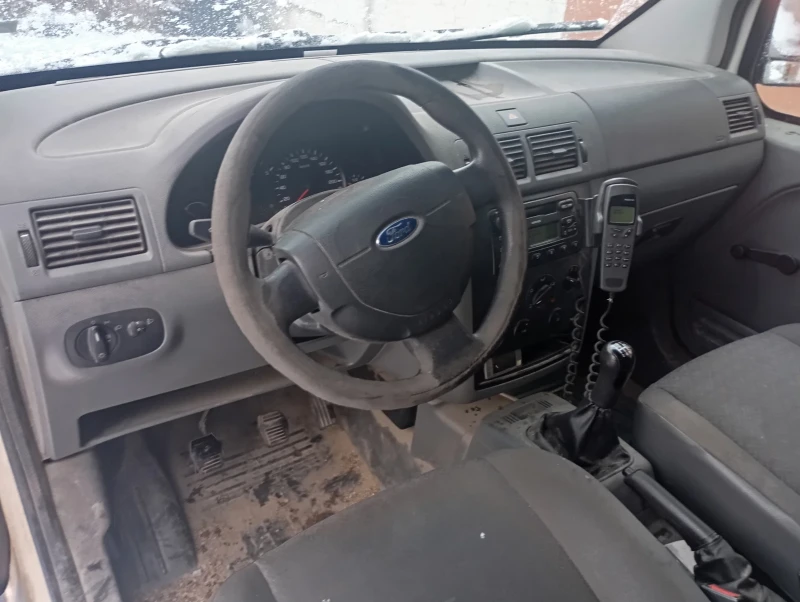 Ford Connect, снимка 9 - Автомобили и джипове - 48649362