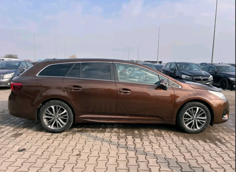 Toyota Avensis 2.0D -4D FULL , снимка 4 - Автомобили и джипове - 49277232