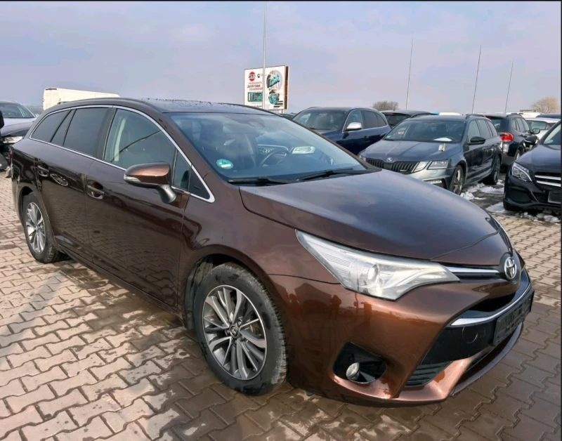 Toyota Avensis 2.0D -4D FULL , снимка 1 - Автомобили и джипове - 49277232