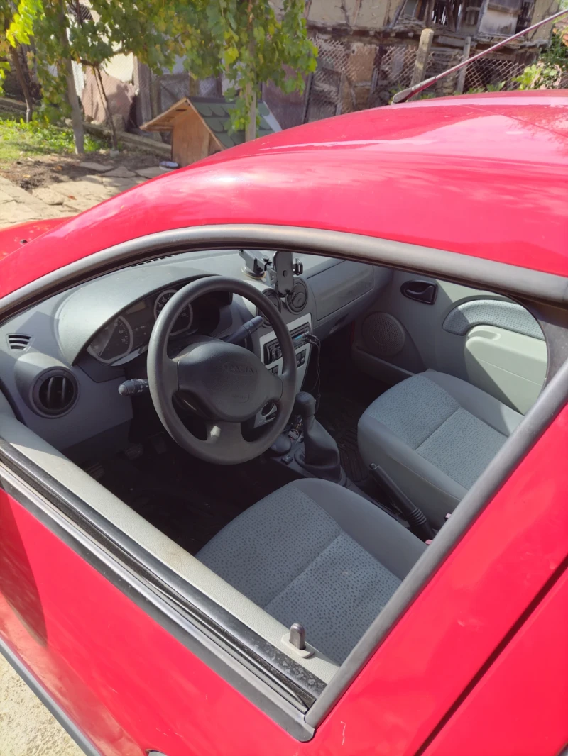 Dacia Logan, снимка 4 - Автомобили и джипове - 52414771