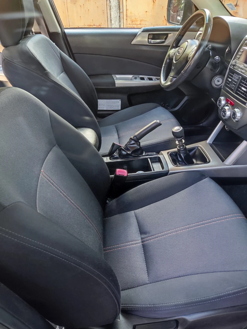 Subaru Forester SH, снимка 6 - Автомобили и джипове - 52942340