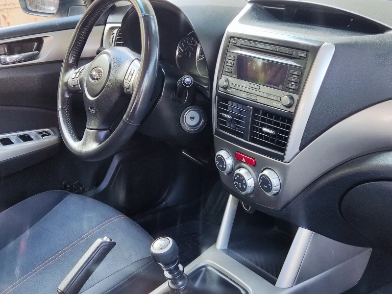 Subaru Forester SH, снимка 5 - Автомобили и джипове - 52942340
