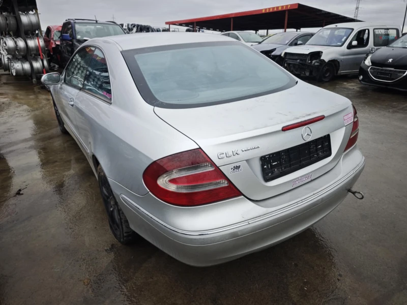 Mercedes-Benz CLK 2.7 CDI, снимка 4 - Автомобили и джипове - 53034861