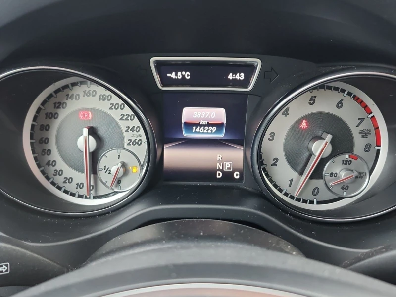 Mercedes-Benz CLA 250 С РЕГИСТРАЦИЯ & АВТО КРЕДИТ, снимка 10 - Автомобили и джипове - 53263312