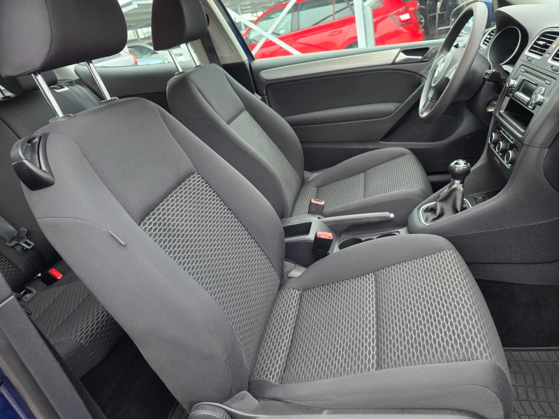 VW Golf 1.6TDI 90кс ! ! КЛИМАТИК, снимка 10 - Автомобили и джипове - 53473210
