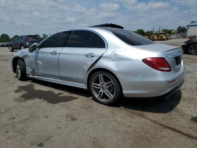 Mercedes-Benz E 300, снимка 5 - Автомобили и джипове - 47342684