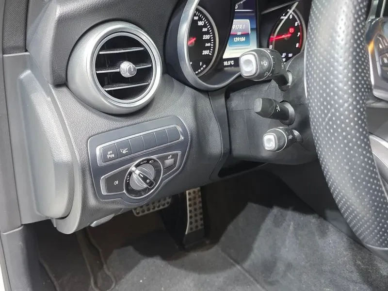 Mercedes-Benz C 200 4MATIC AMG LINE HEAD UP !МАСАЖИ! 360CAM/PANO, снимка 12 - Автомобили и джипове - 55202011