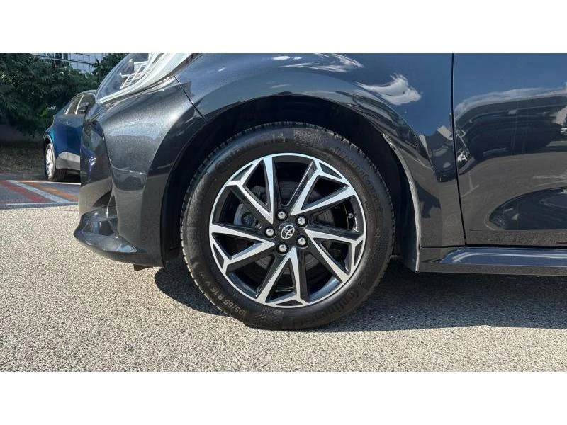 Toyota Yaris 1.5HSD TREND, снимка 16 - Автомобили и джипове - 55624982