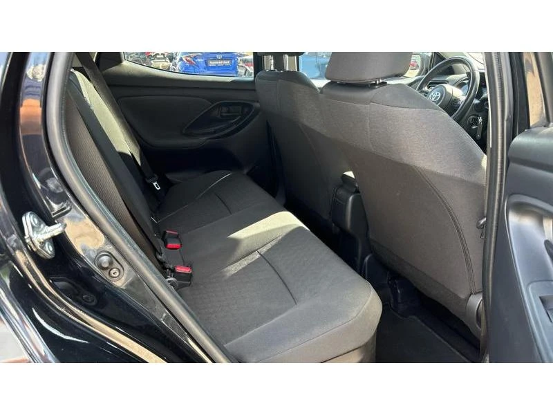 Toyota Yaris 1.5HSD TREND, снимка 7 - Автомобили и джипове - 55624982