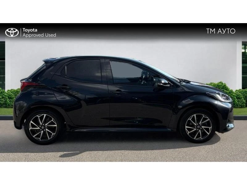 Toyota Yaris 1.5HSD TREND, снимка 17 - Автомобили и джипове - 55624982