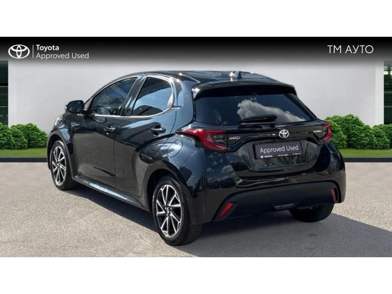 Toyota Yaris 1.5HSD TREND, снимка 2 - Автомобили и джипове - 55624982