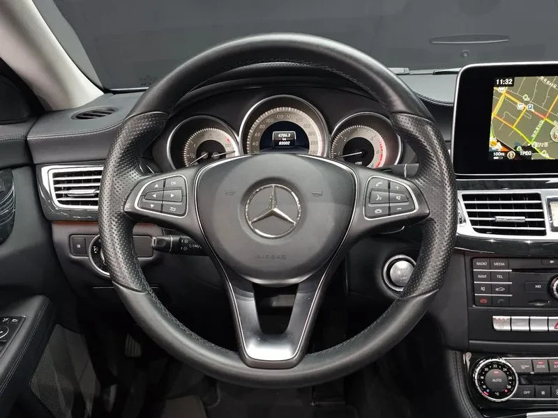 Mercedes-Benz CLS 250 W218 D 4Matic, снимка 12 - Автомобили и джипове - 56209558