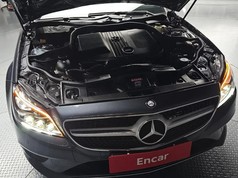 Mercedes-Benz CLS 250 W218 D 4Matic, снимка 5 - Автомобили и джипове - 56209558