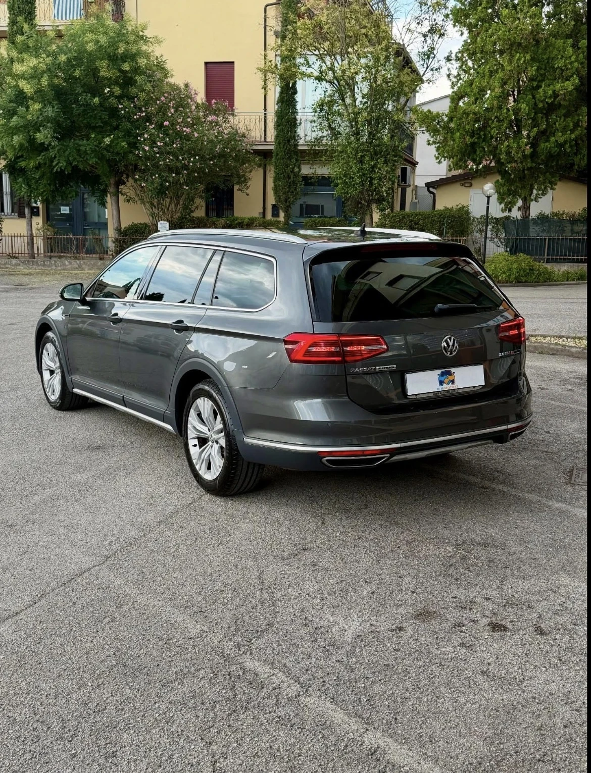 VW Passat ALLTRACK 4Motion 2.0TDI DISTRONIC CARPLAY DIGITAL - изображение 3