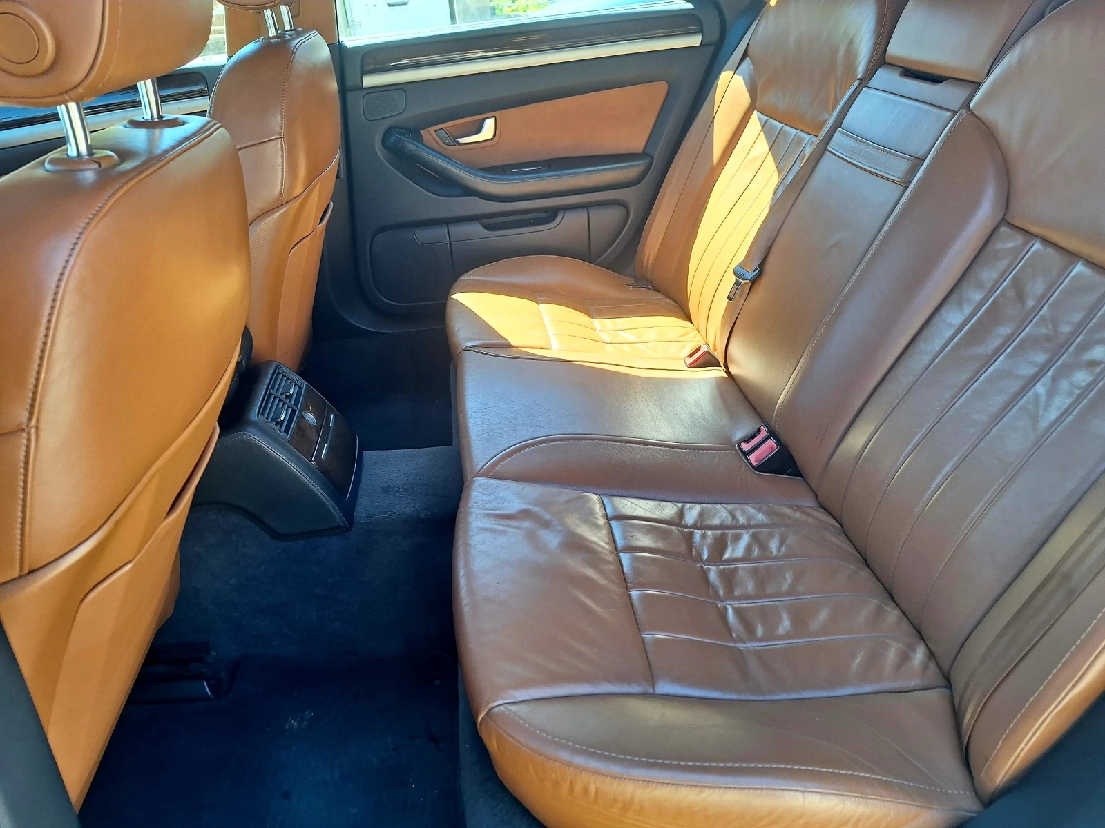 Audi A8  - изображение 3