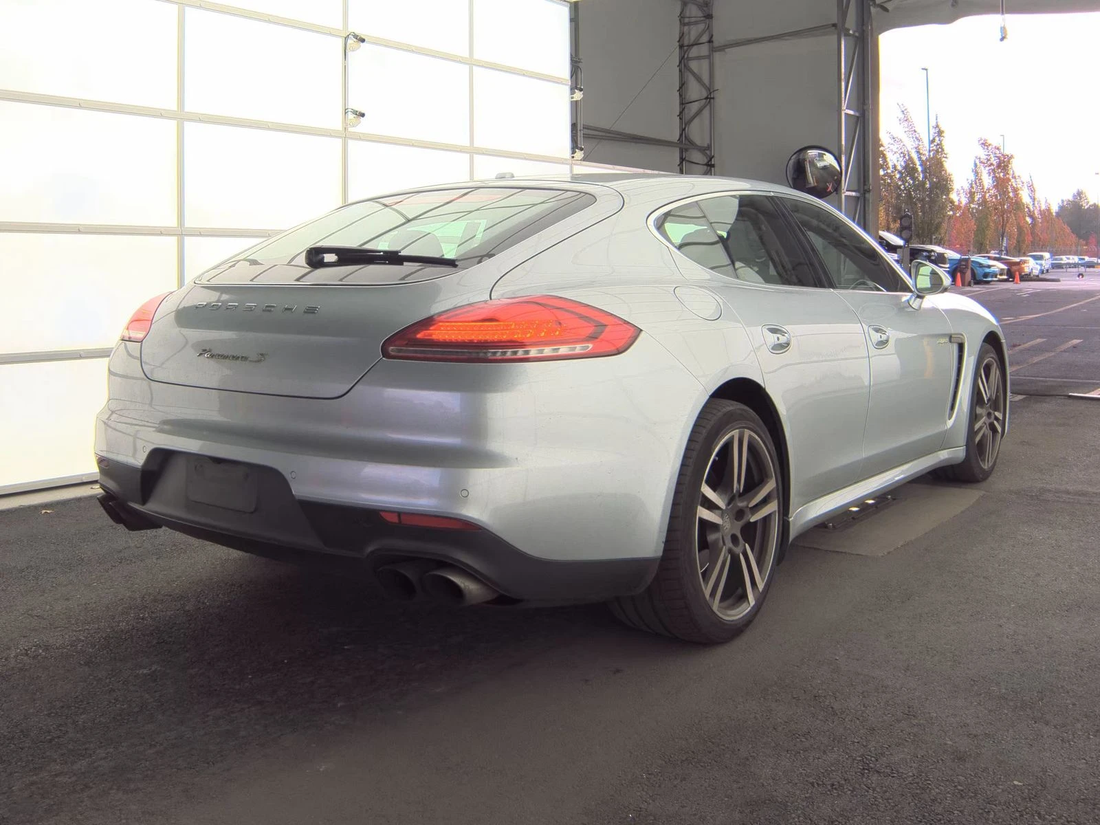 Porsche Panamera S E-Hybrid - изображение 6