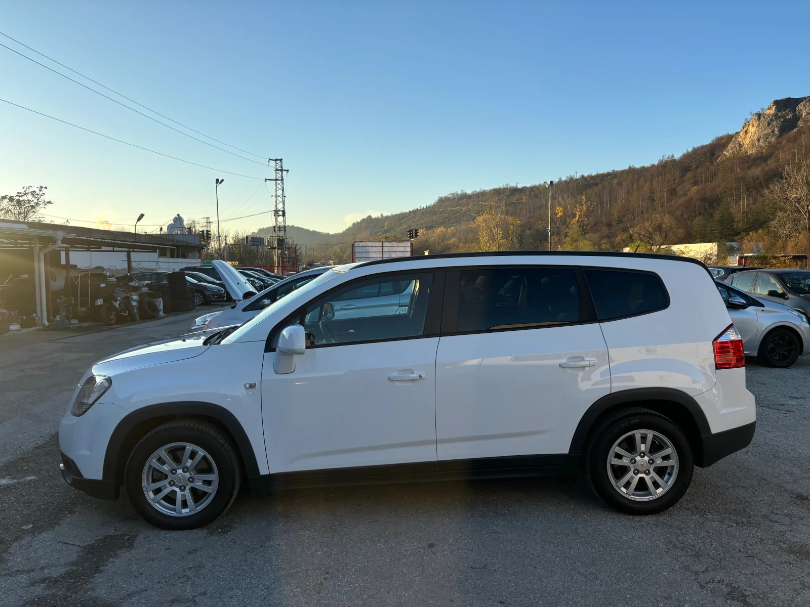 Chevrolet Orlando 2.0CDTI 7места/КЛИМАТРОНИК/НОВ ВНОС - изображение 6