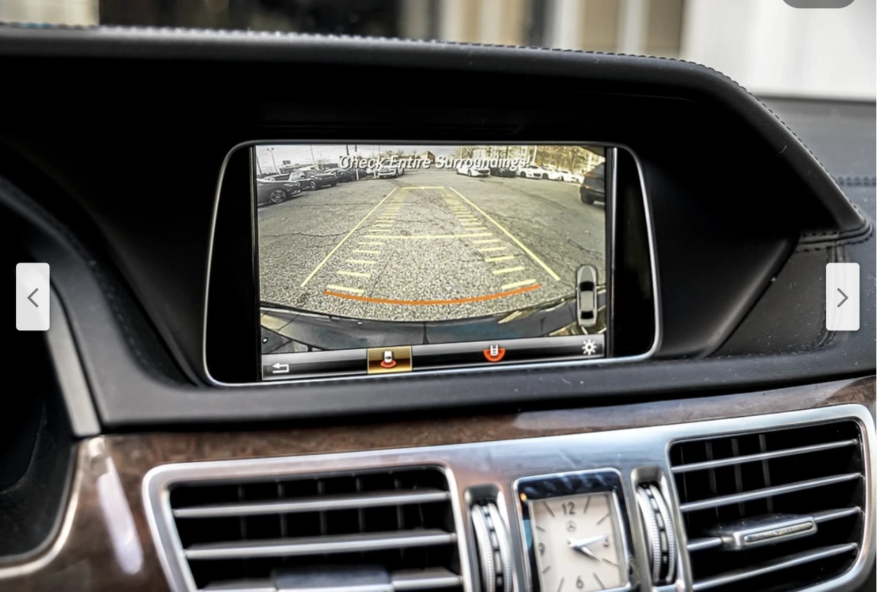 Mercedes-Benz E 500 4MATIC* AMG* PACK* HARMON* KARDON* ОБДУХВАНЕ* ПАНО - изображение 9