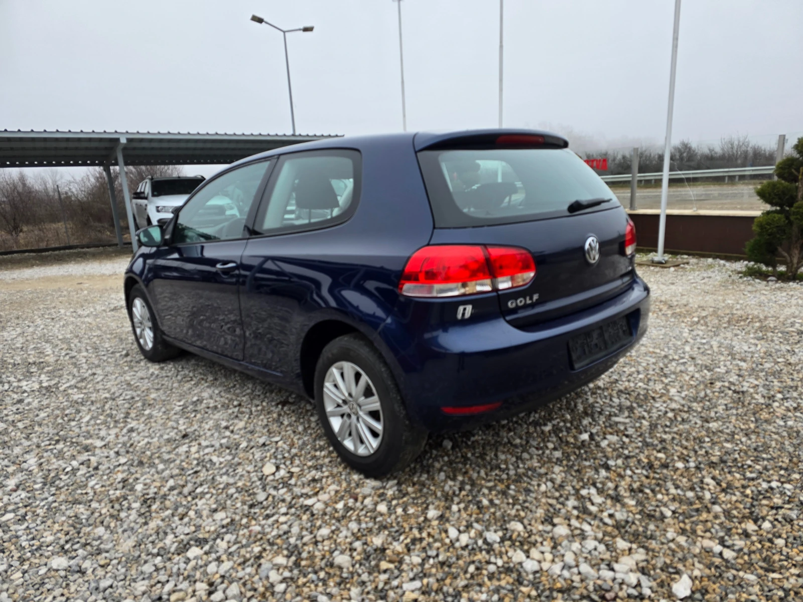 VW Golf 1.6TDI 90кс ! ! КЛИМАТИК - изображение 3