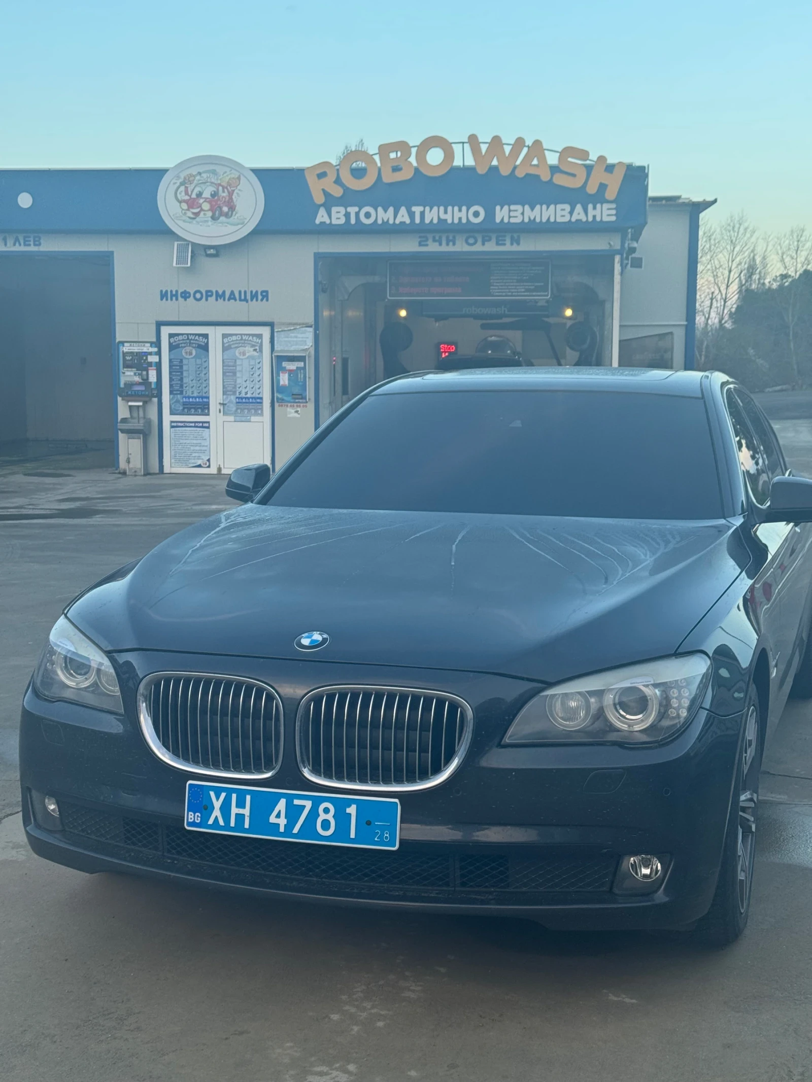 BMW 730 Head-up. Завиващ мост. Вакуум врати. Рекаро, снимка 6 - Автомобили и джипове - 54132262