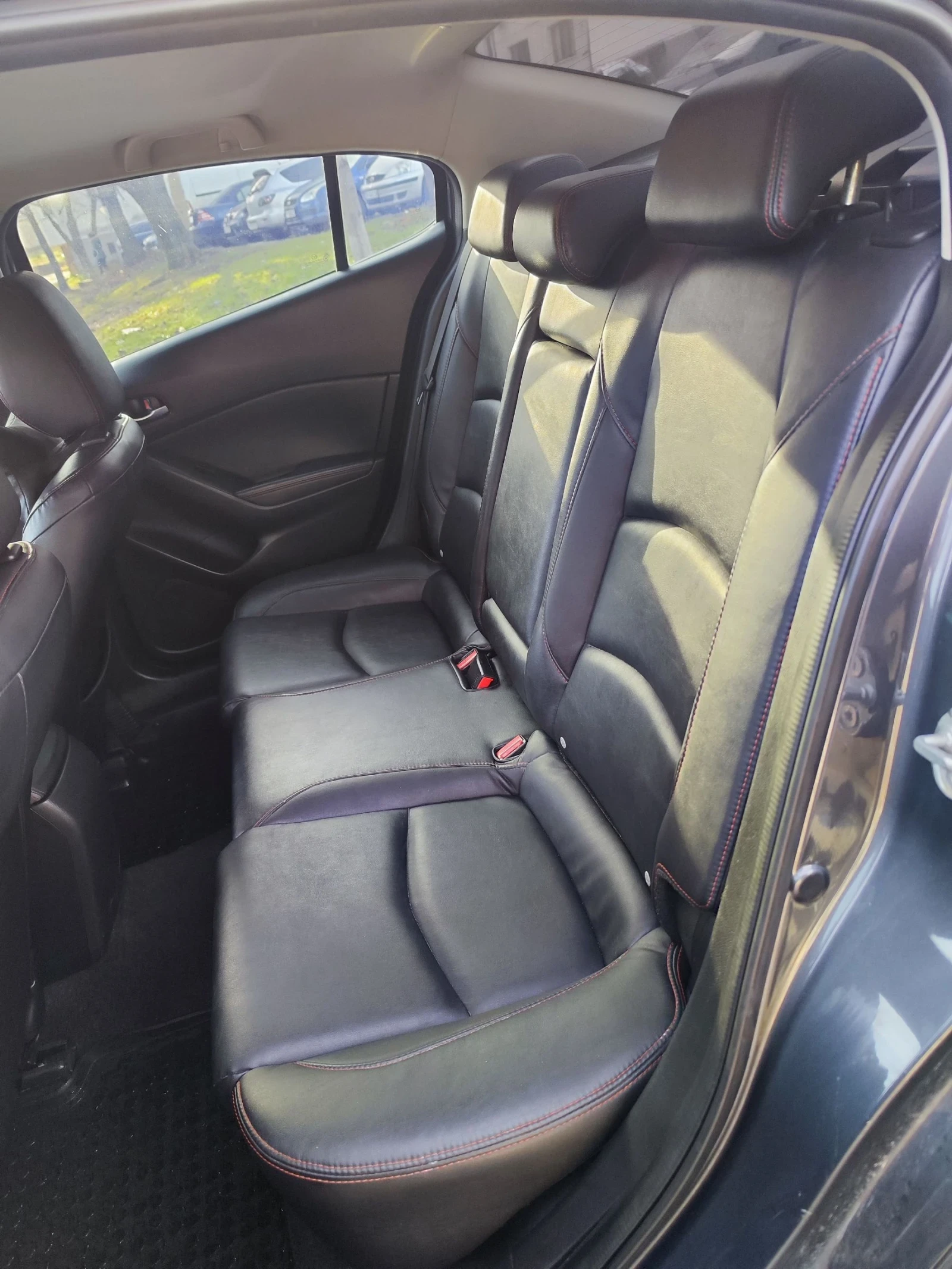 Mazda 3 Skaiaktiv , снимка 6 - Автомобили и джипове - 54242960