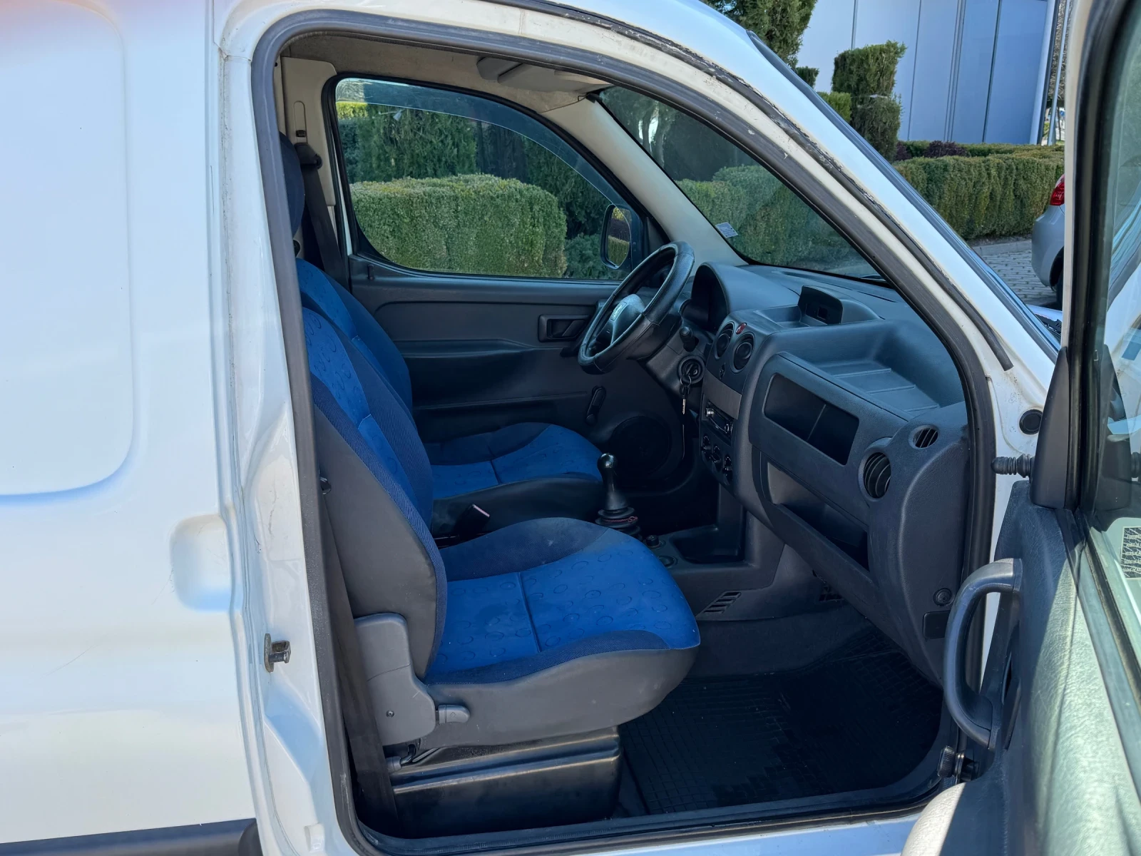 Peugeot Partner, снимка 8 - Автомобили и джипове - 54243666