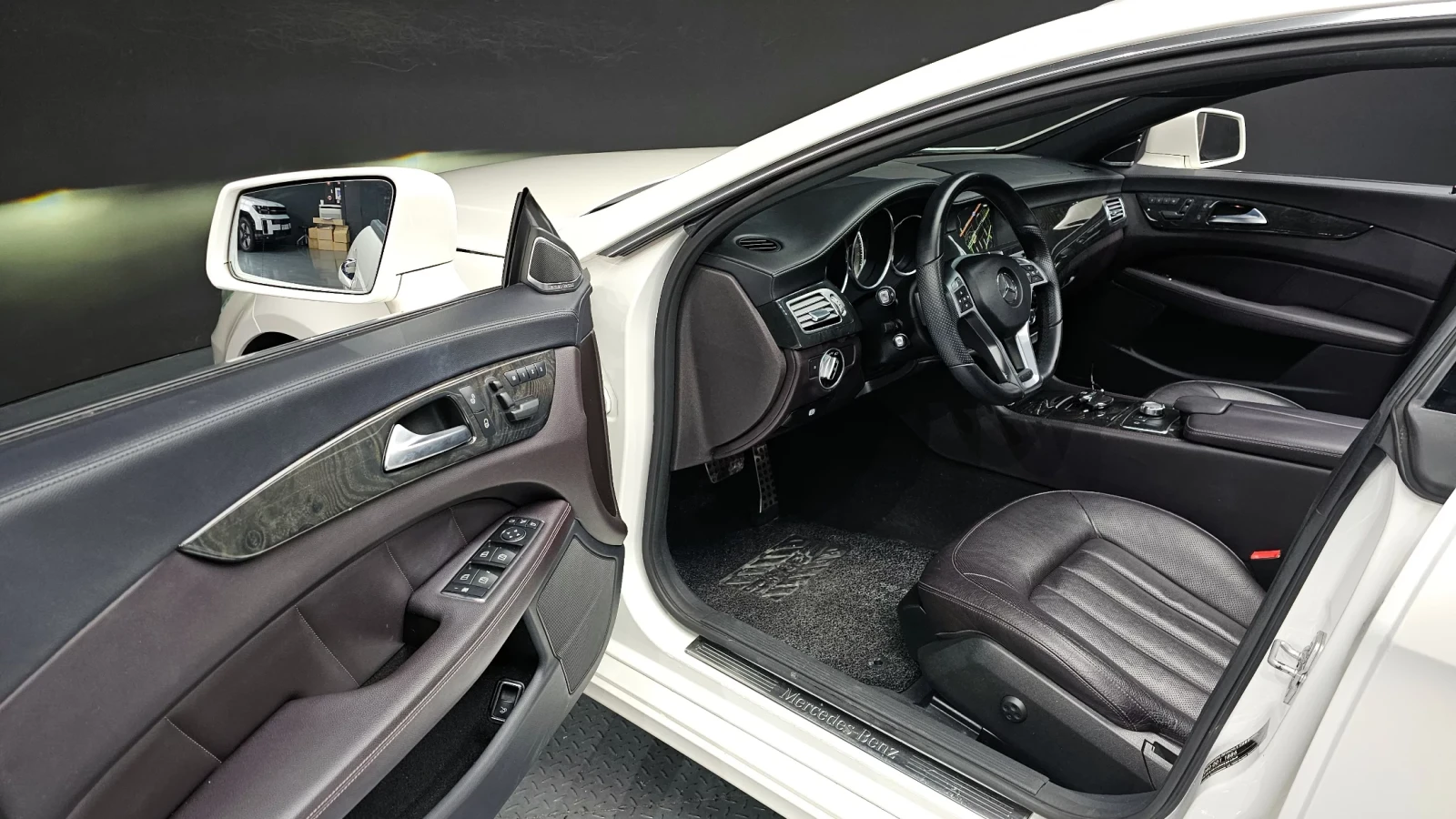 Mercedes-Benz CLS 350 3.5 V6, Подгрев, Обдухване, Задна кам., Шибидах, снимка 7 - Автомобили и джипове - 54606064