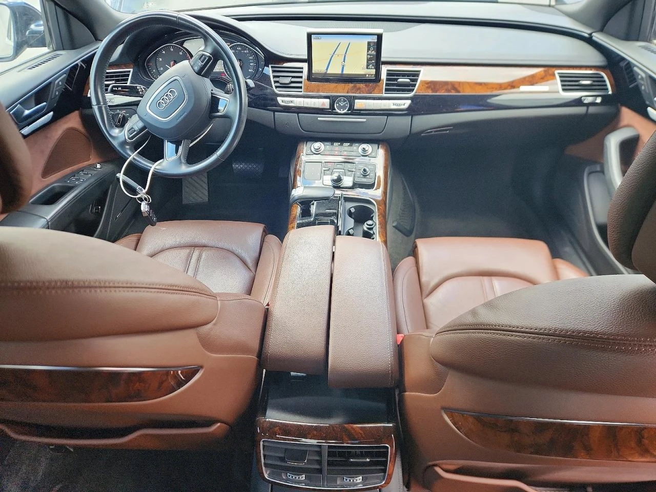 Audi A8 3.0l L Quattro, снимка 8 - Автомобили и джипове - 54743419