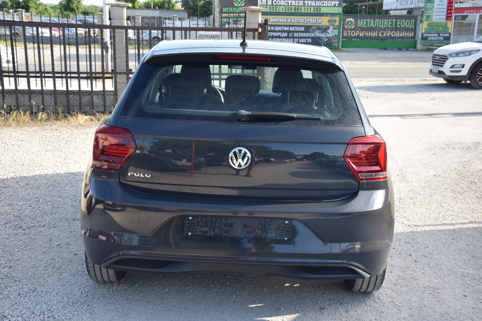 VW Polo 1.6 TDI, снимка 6 - Автомобили и джипове - 55052154