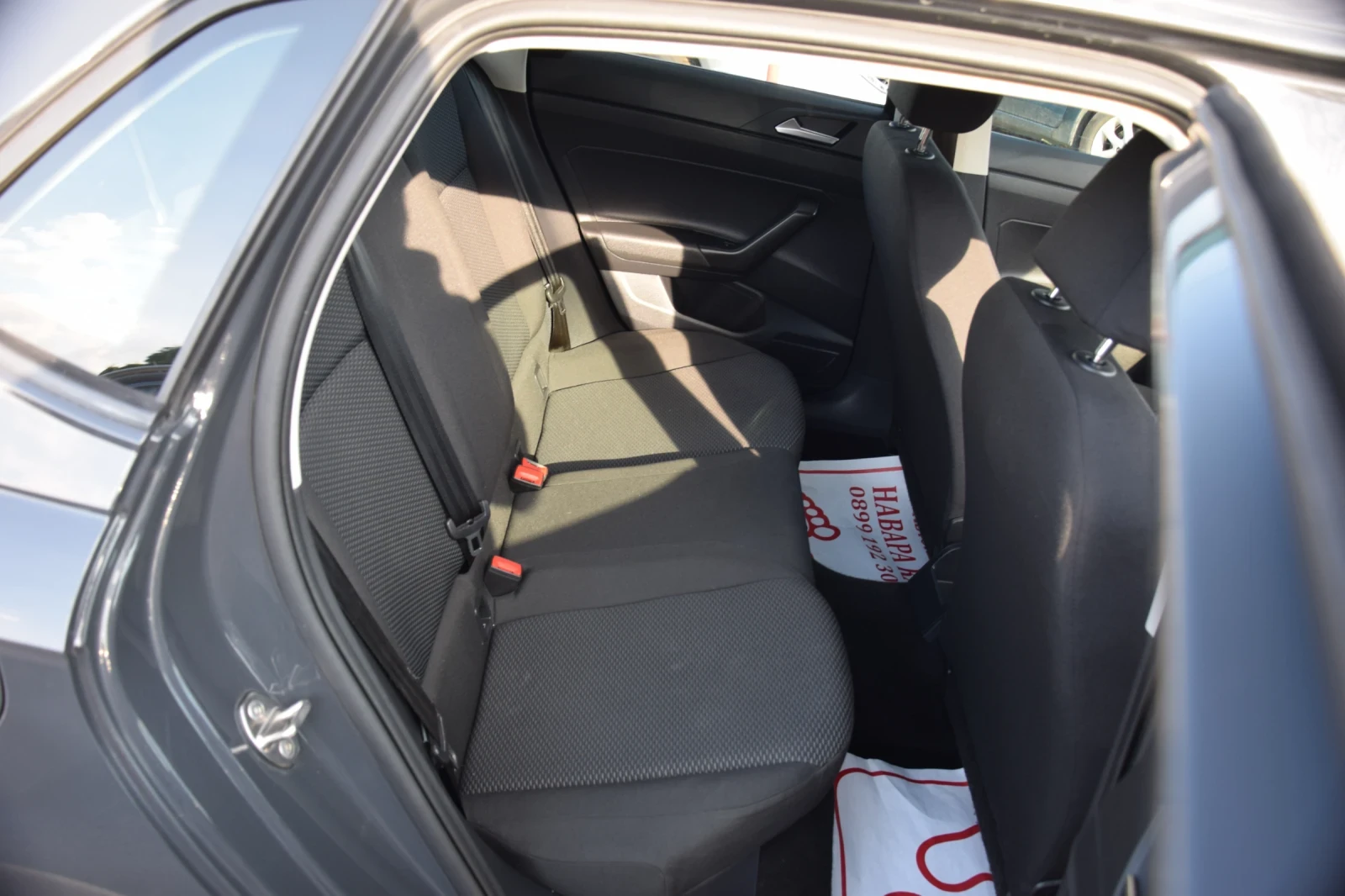 VW Polo 1.6 TDI, снимка 13 - Автомобили и джипове - 55052154