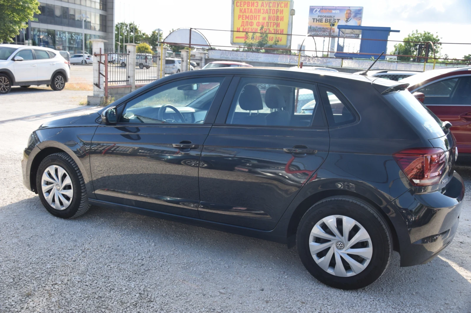 VW Polo 1.6 TDI, снимка 4 - Автомобили и джипове - 55052154