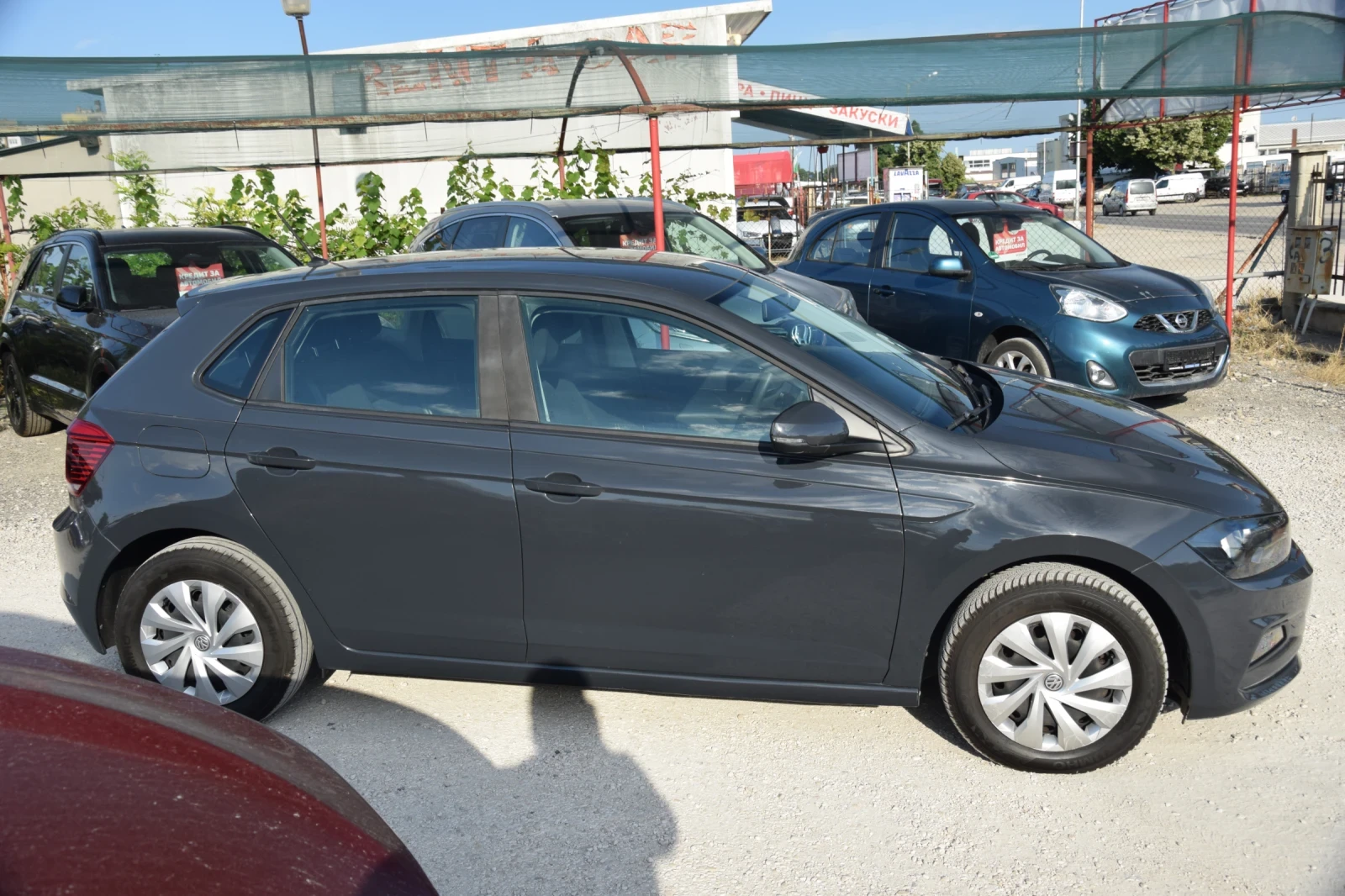 VW Polo 1.6 TDI, снимка 8 - Автомобили и джипове - 55052154
