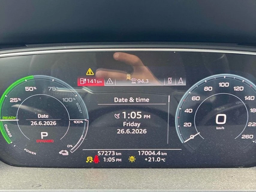 Audi E-Tron Progressiv* Pano* Back cam* Подгрев* , снимка 8 - Автомобили и джипове - 55104241
