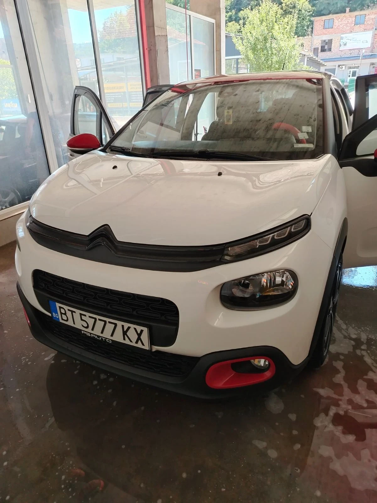 Citroen C3, снимка 2 - Автомобили и джипове - 55243990