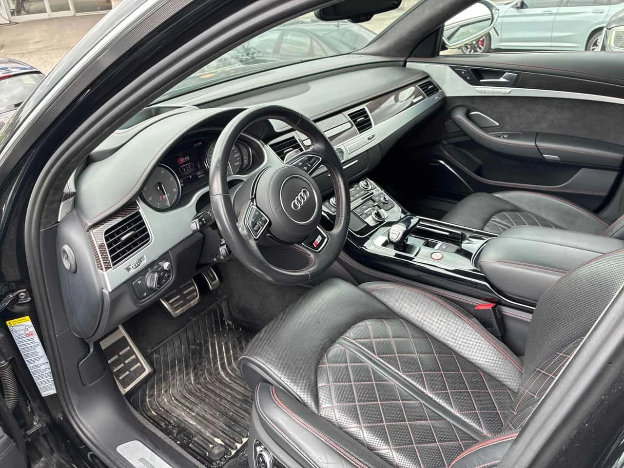 Audi S8 * PLUS * ДИСТРОНИК * ОБДУХВАНЕ * БЕЗ ЗАБЕЛЕЖКА, снимка 7 - Автомобили и джипове - 55366567