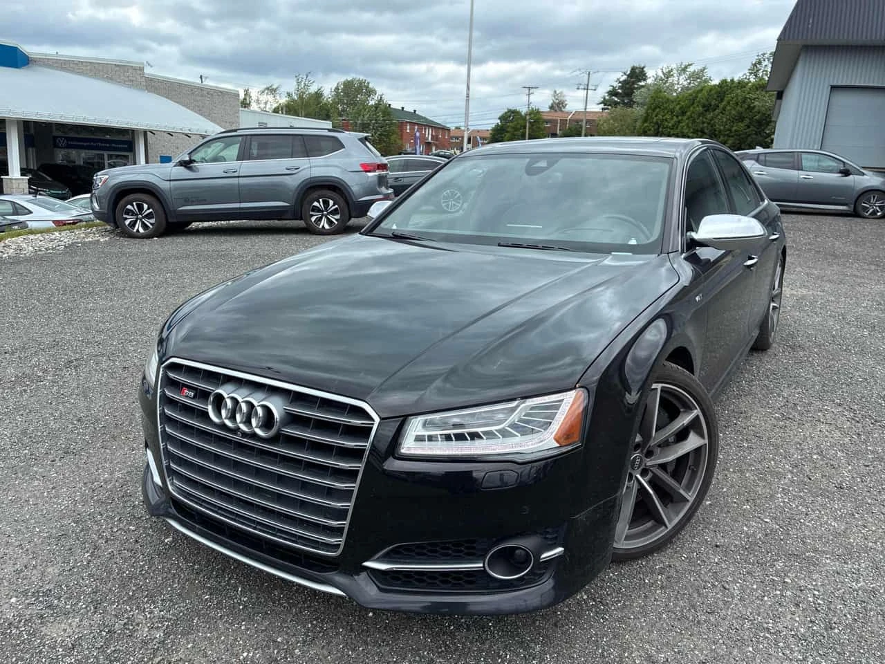 Audi S8 * PLUS * ДИСТРОНИК * ОБДУХВАНЕ * БЕЗ ЗАБЕЛЕЖКА