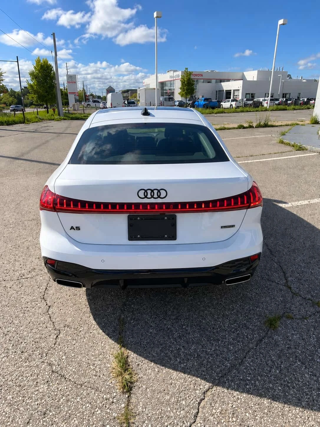 Audi A5 * Progressiv * CARFAX * БЕЗ ПЪРВОНАЧАЛНА ВНОСКА, снимка 4 - Автомобили и джипове - 56168862