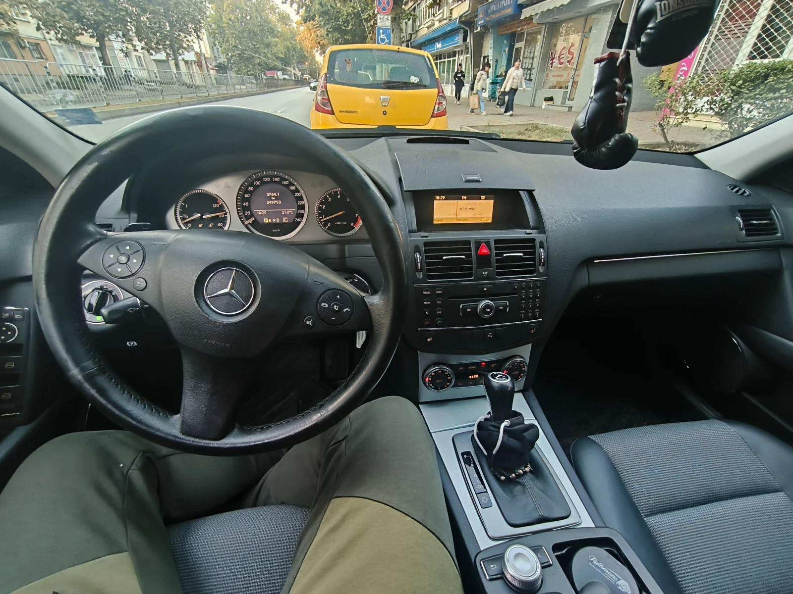 Mercedes-Benz C 200 Kompressor, снимка 6 - Автомобили и джипове - 56317460