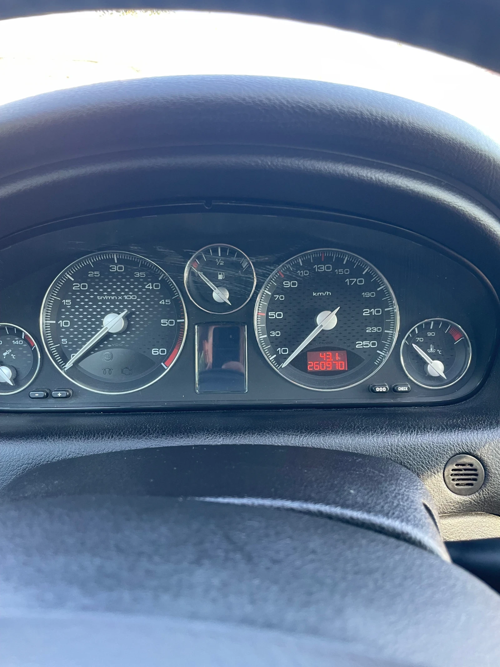 Peugeot 607, снимка 8 - Автомобили и джипове - 56437528