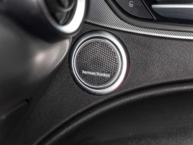 Alfa Romeo Stelvio RED | 4X4 | HARMAN KARDON | MEMORY , снимка 16