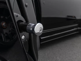 Rolls-Royce Cullinan BLACK BADGE* NOVITEC* DISTR* 360 CAM* KEYLESS* , снимка 11