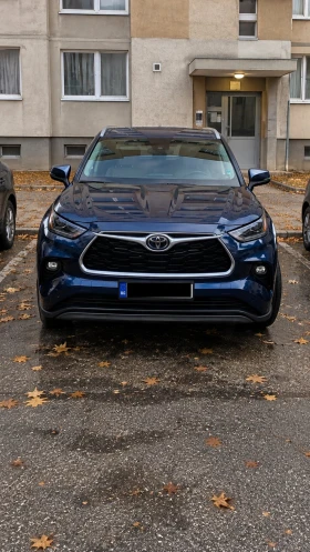 Toyota Highlander Hybrid 6+ 1