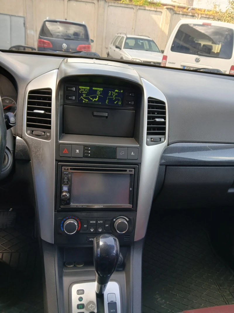 Chevrolet Captiva, снимка 6 - Автомобили и джипове - 47579233