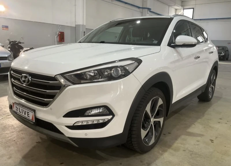 Hyundai Tucson 1.7CRDi Xpossible DCT, снимка 1 - Автомобили и джипове - 48375834