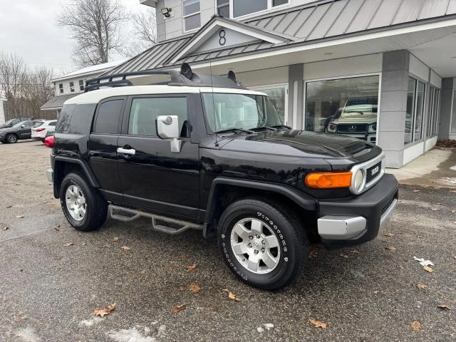 Toyota Fj cruiser Крайна Цена 26200лв до София!, снимка 1 - Автомобили и джипове - 49073524