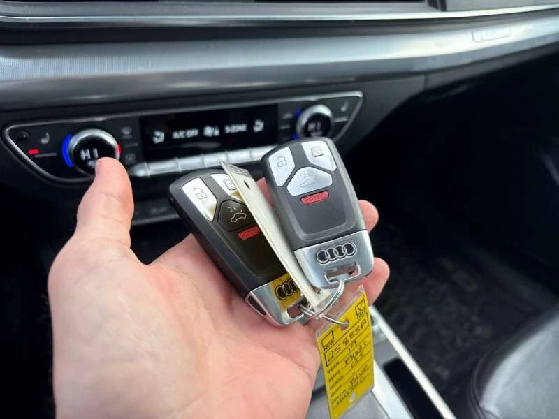 Audi Q5 * quattro Premium Plus * CARFAX * ЦЕНА ДО БГ, снимка 14 - Автомобили и джипове - 53088377